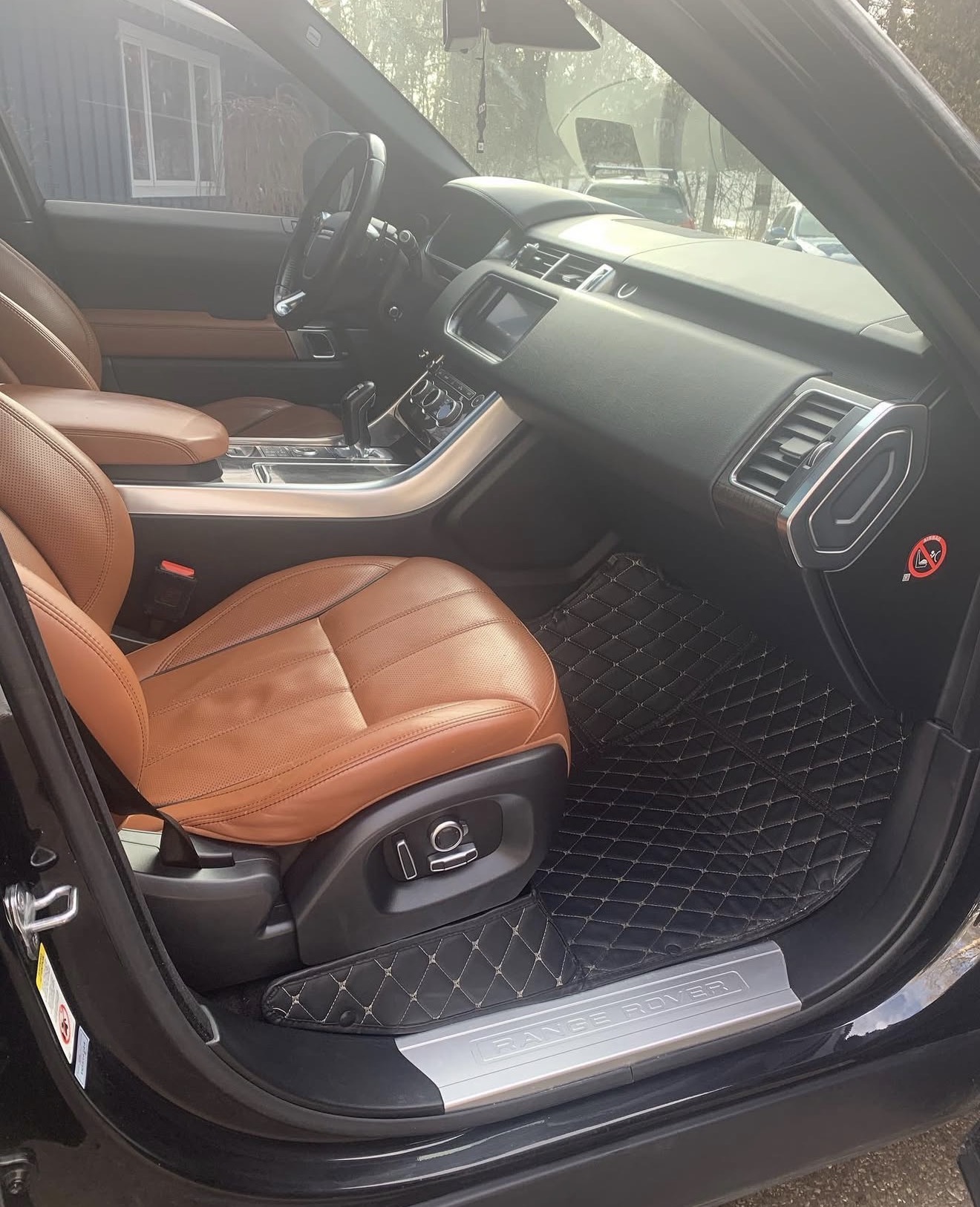 Land Rover – Finish